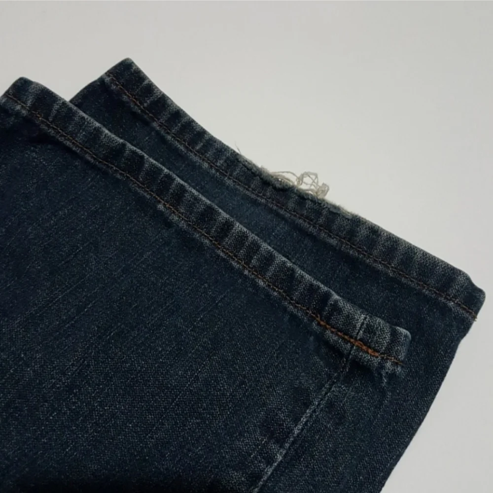 Old Navy Men's Blue Wash Working Jeans-33X30
